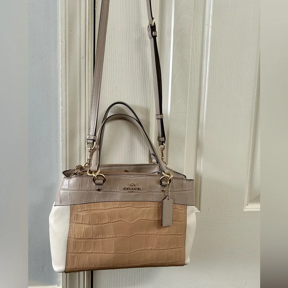 Coach preloved classy